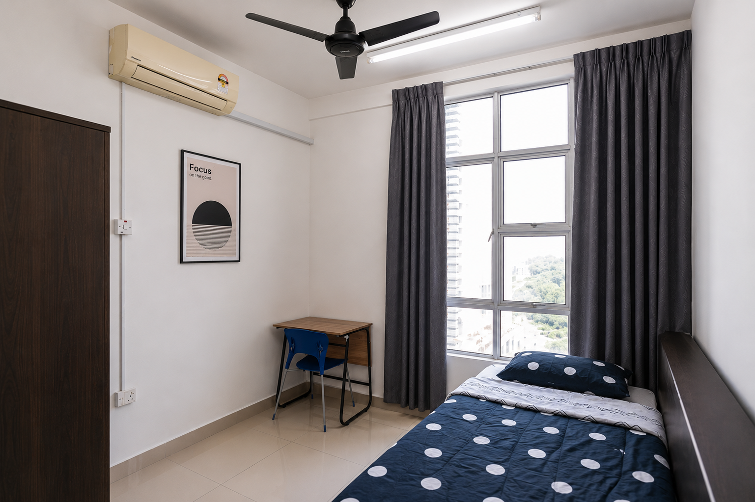 Room D – Standard Small (with View)