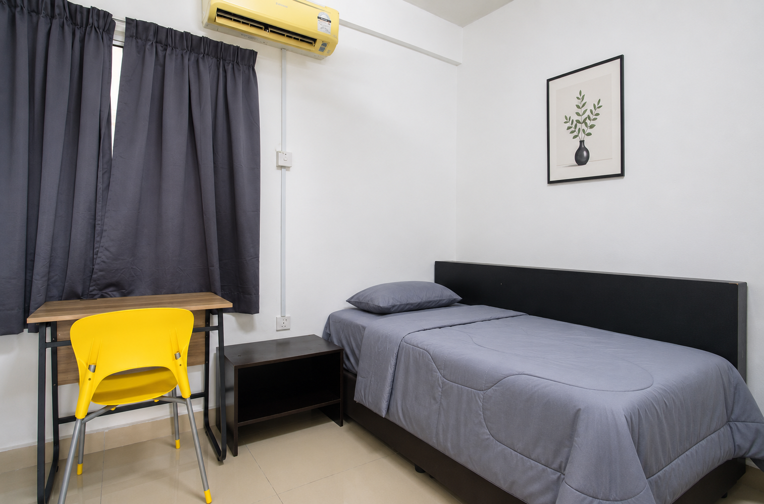 Room C – Standard Small